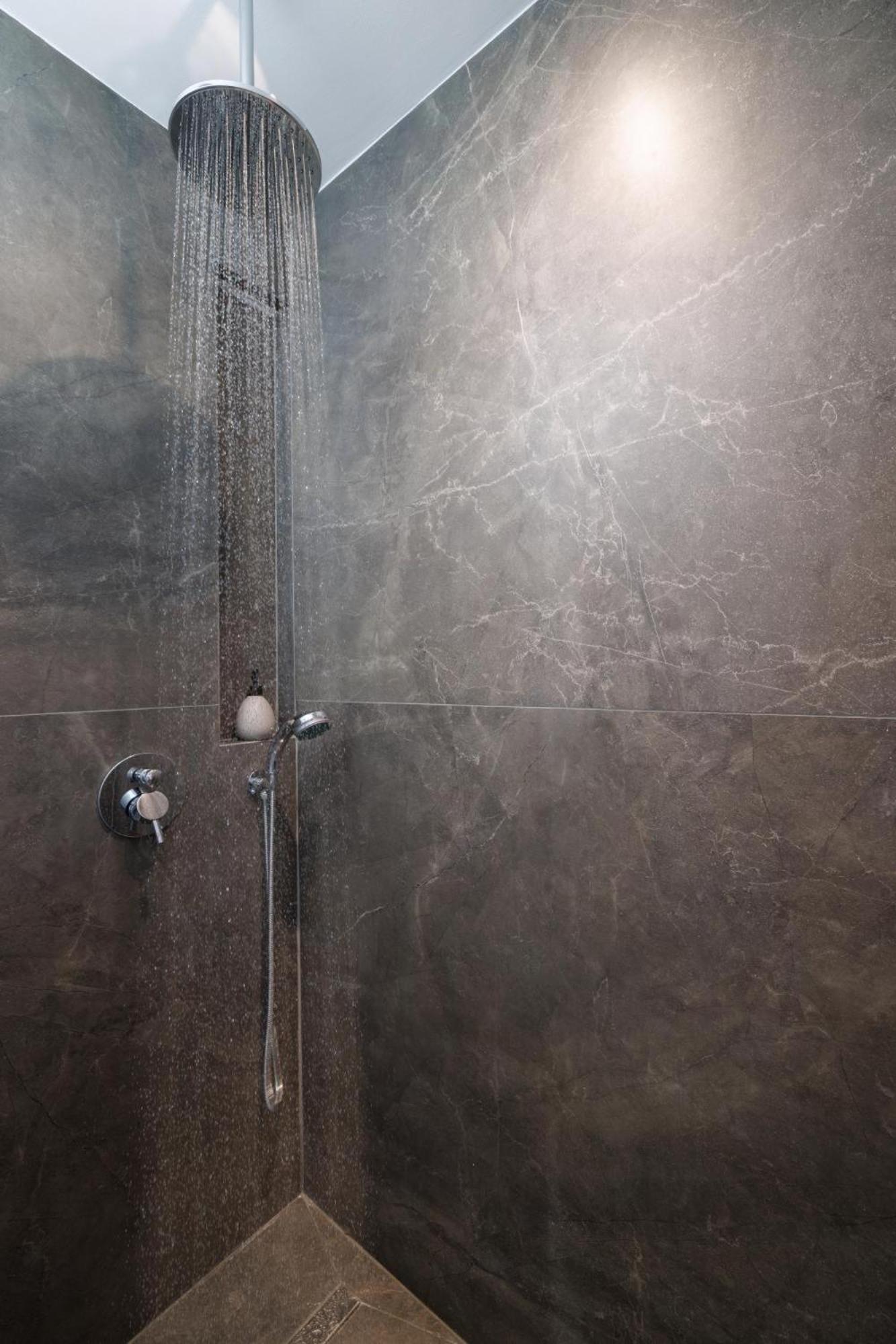 Jolly Suites Iraklion Buitenkant foto