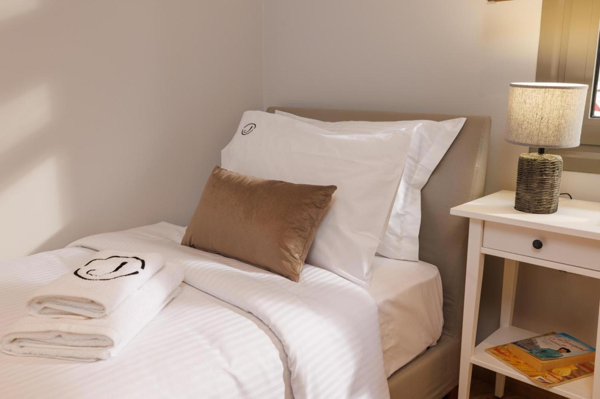 Jolly Suites Iraklion Buitenkant foto