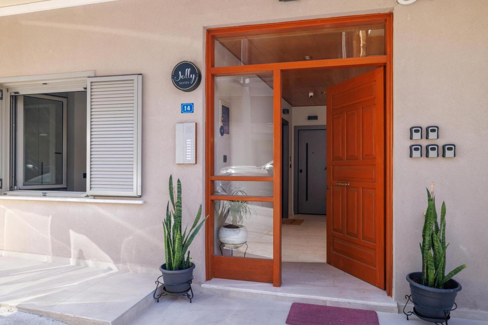 Jolly Suites Iraklion Buitenkant foto