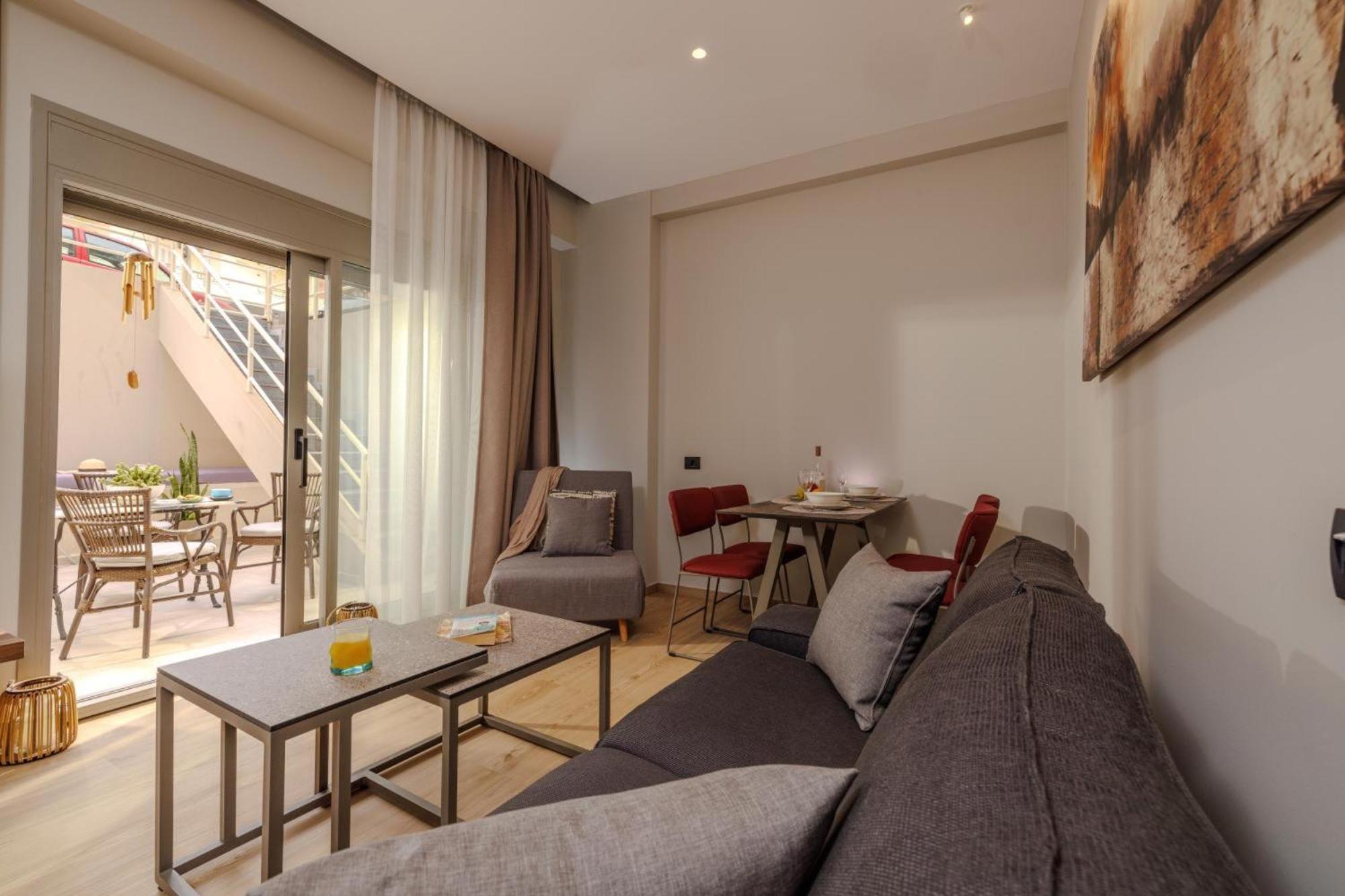Jolly Suites Iraklion Buitenkant foto
