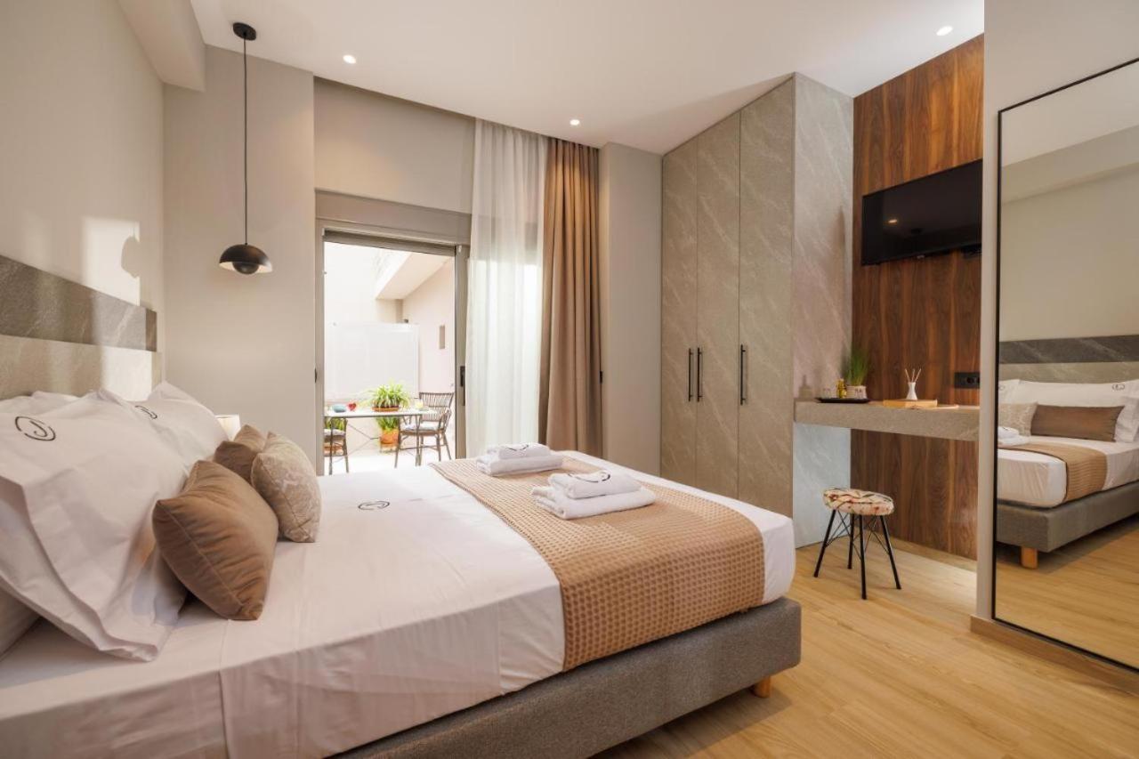 Jolly Suites Iraklion Buitenkant foto
