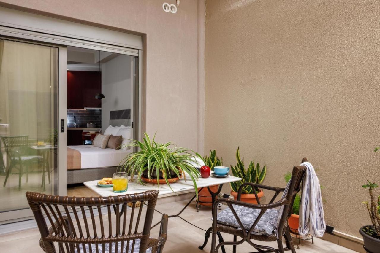 Jolly Suites Iraklion Buitenkant foto